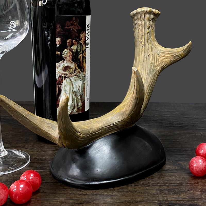 Retro American Wine Cabinet Decor: Creative Desktop & Living Room Ornaments