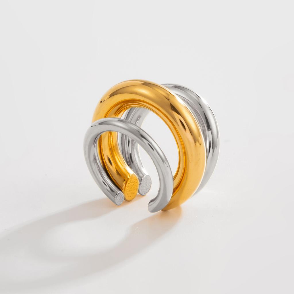 Stainless Steel Chunky Triple Ring Clip-On Earrings Statement Non-Piercing Ear Cuffs Cartilage Trendy Punk Jewelry for Women