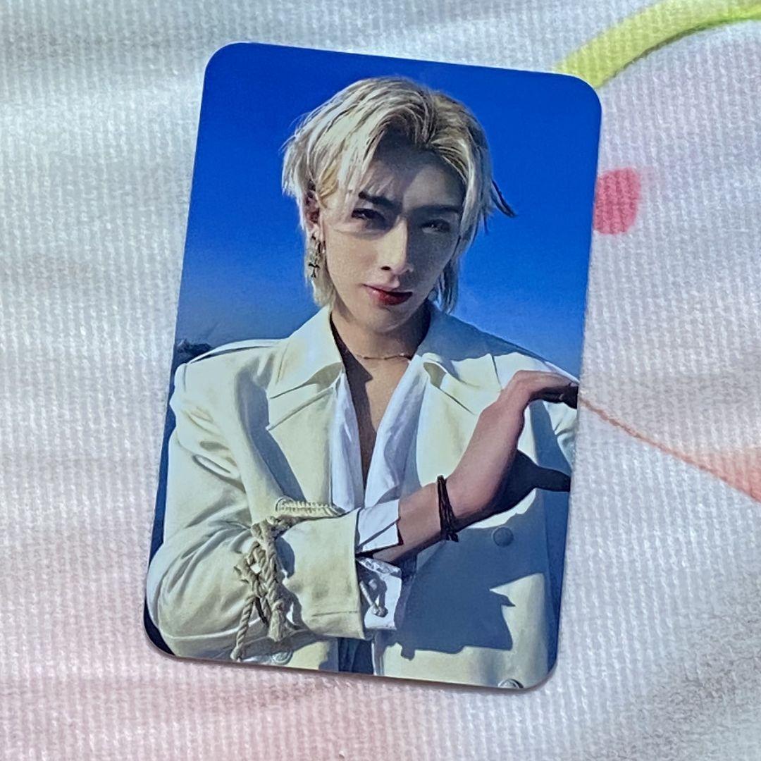 

[USED] ZB1 Ricky Sanok Pre-recorded Sweat Korean Trading Card