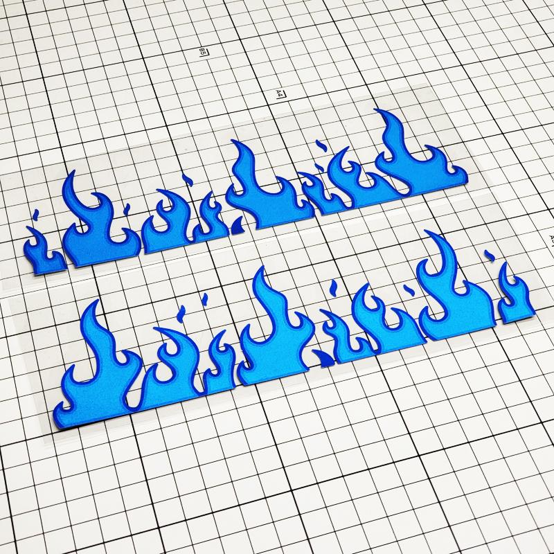 2Pcs Flame Car Decals Window Bumper Body Windshield Ornament Motorcycle Fuel Tank Side Panels Vinyl Decals Car Accessories