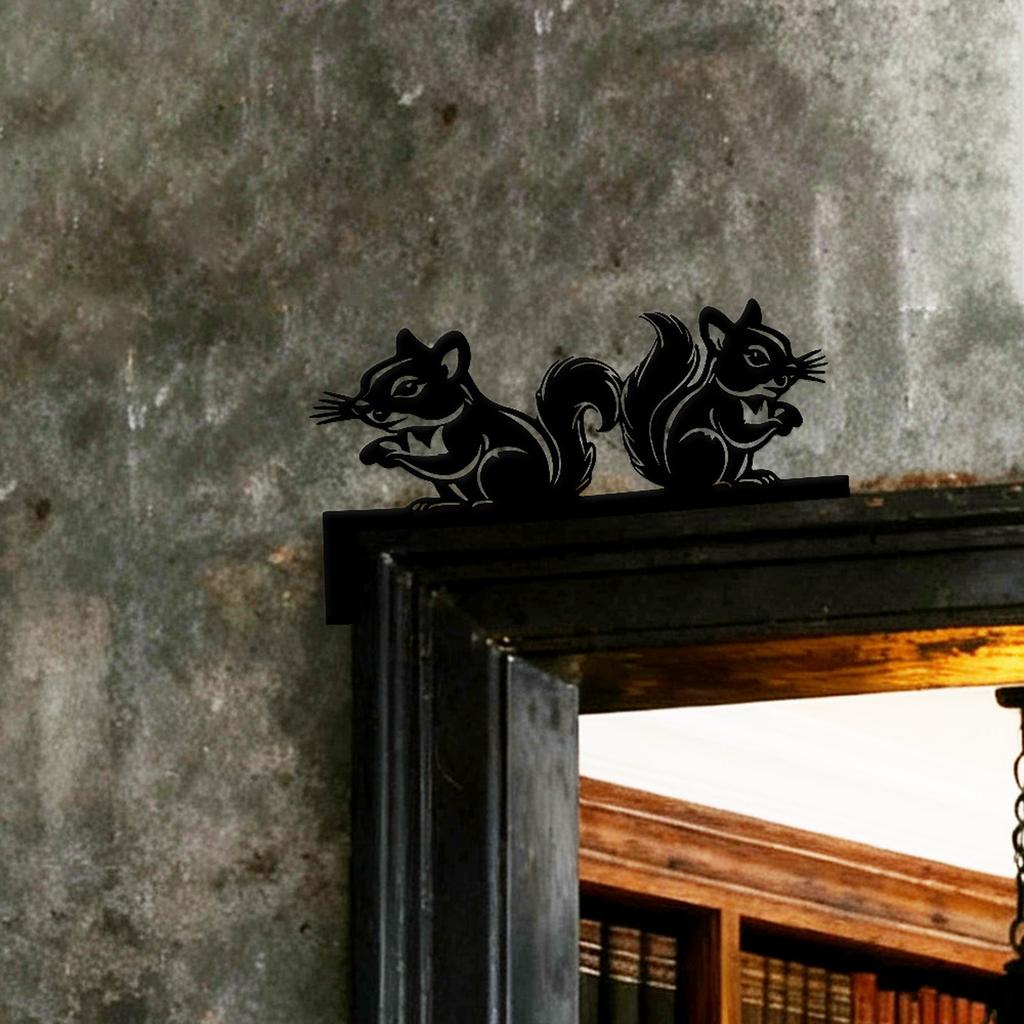 Minimalist Metal Wall Art Squirrel Design Decorative Iron Sculpture Modern Wall Hanging Indoor Outdoor Home Decoration