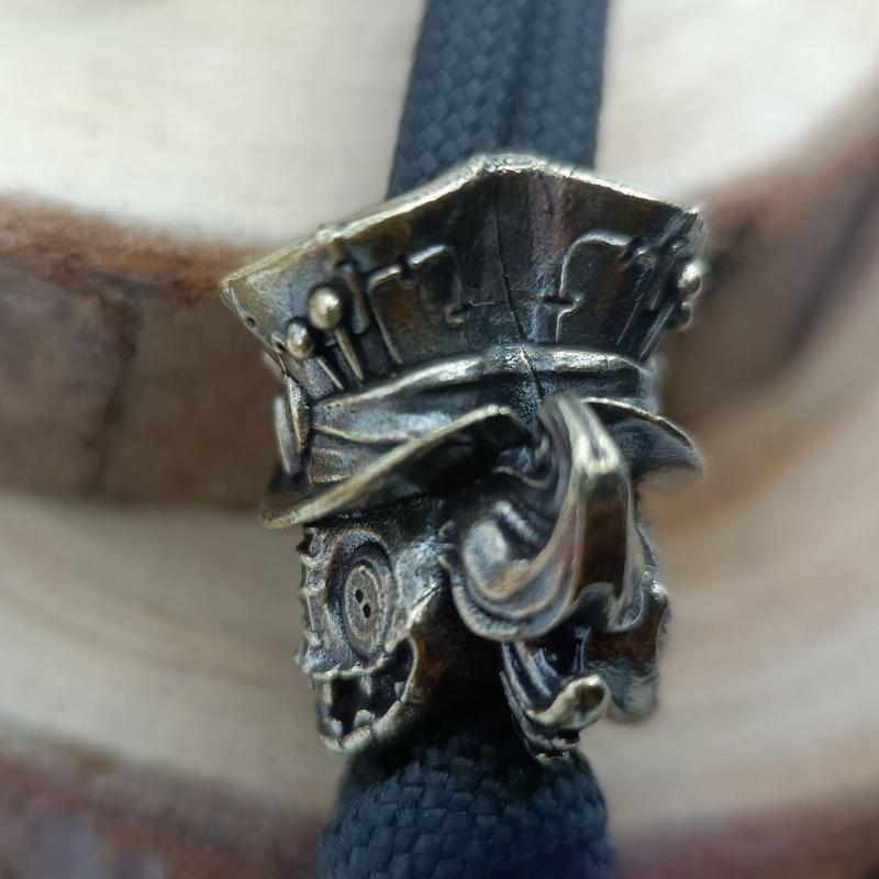 1pcs Antique Copper Double Sided Puppet Keychain Home Decorations Pendant Backpack Charms Antique Brass Vintage Crafts