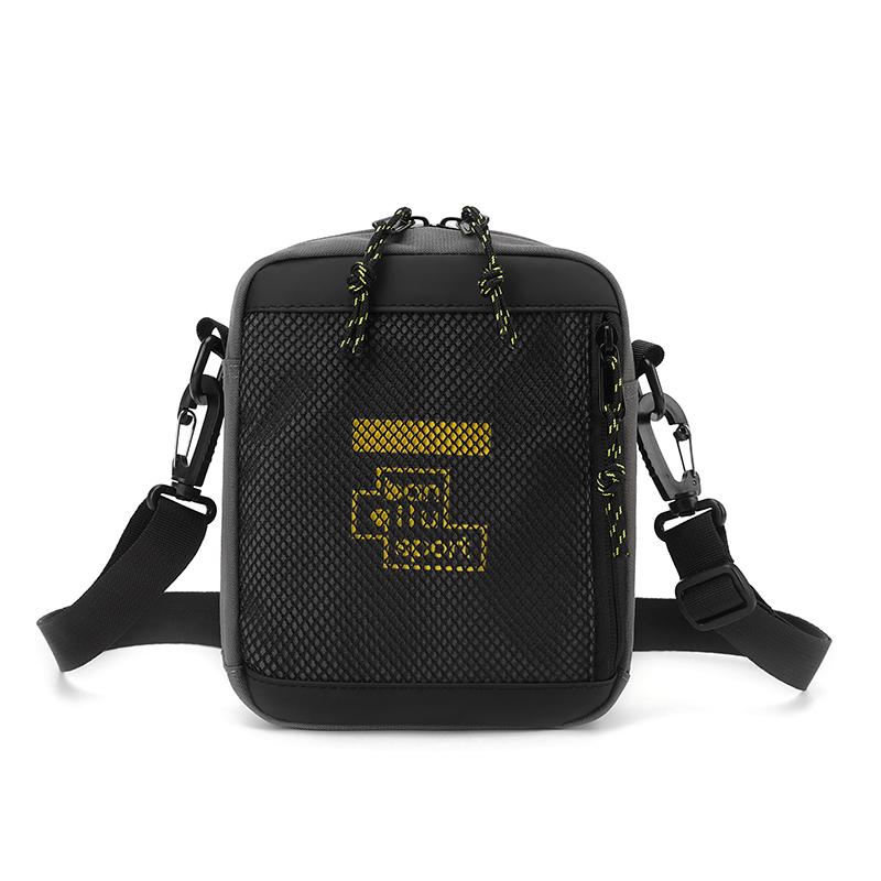 Men's Crossbody Bag Outdoor Sports Mobile Phone Bag Lightweight Shoulder Small Square Bag
