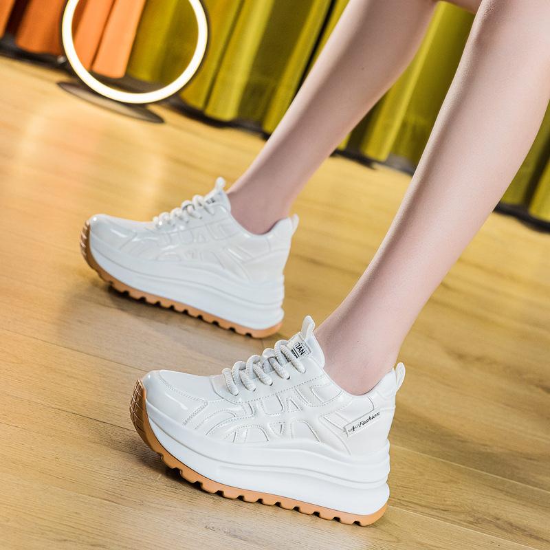 2025 Fashion Chunky Sneakers Women Flat Platform Genuine Leather Shoes Thick Sole 7cm Fashion Brand Ladies Sneakers Black White Shoes