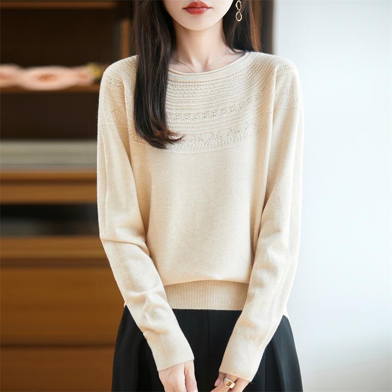 The New Autumn and Winter Style of Rolled-up Round-neck Loose-fitting Pullover Knitted Sweater with Long Sleeves Can Be Worn As A Base Layer