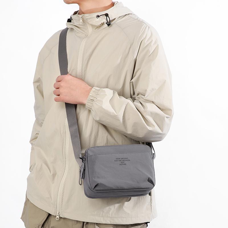 Minimalist Oxford Cloth Crossbody Bag Men Women Casual Functional Daily Outdoor Shoulder Bag