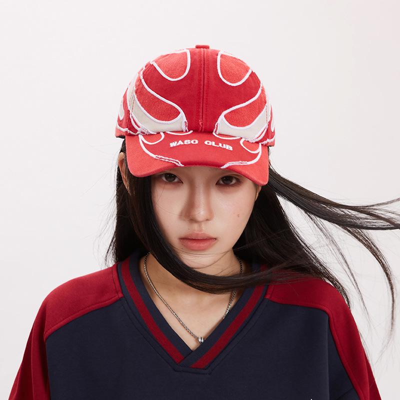 Premium Cotton Baseball Cap with Custom Logo Embroidery - Trendy and Sun Protective Duckbill Design