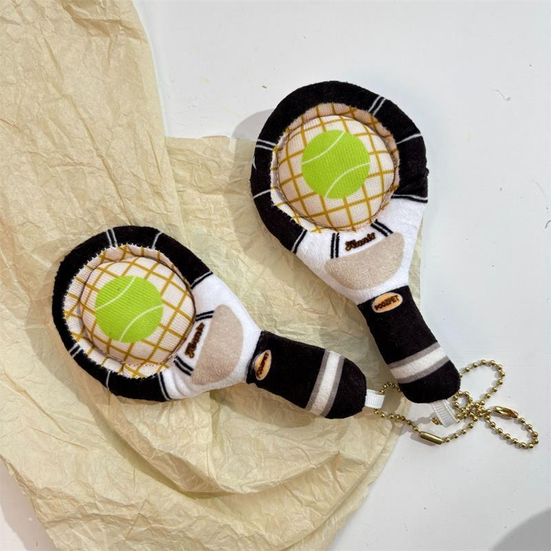 Boneca de Pelúcia Raquete de Tênis Fofa Engraçada Brinquedos de Pelúcia Chaveiro Pingentes para Mochila Penduricalhos para Bolsa Enfeites de Casal Presentes Brinquedos para Dentição de Animais de Estimação