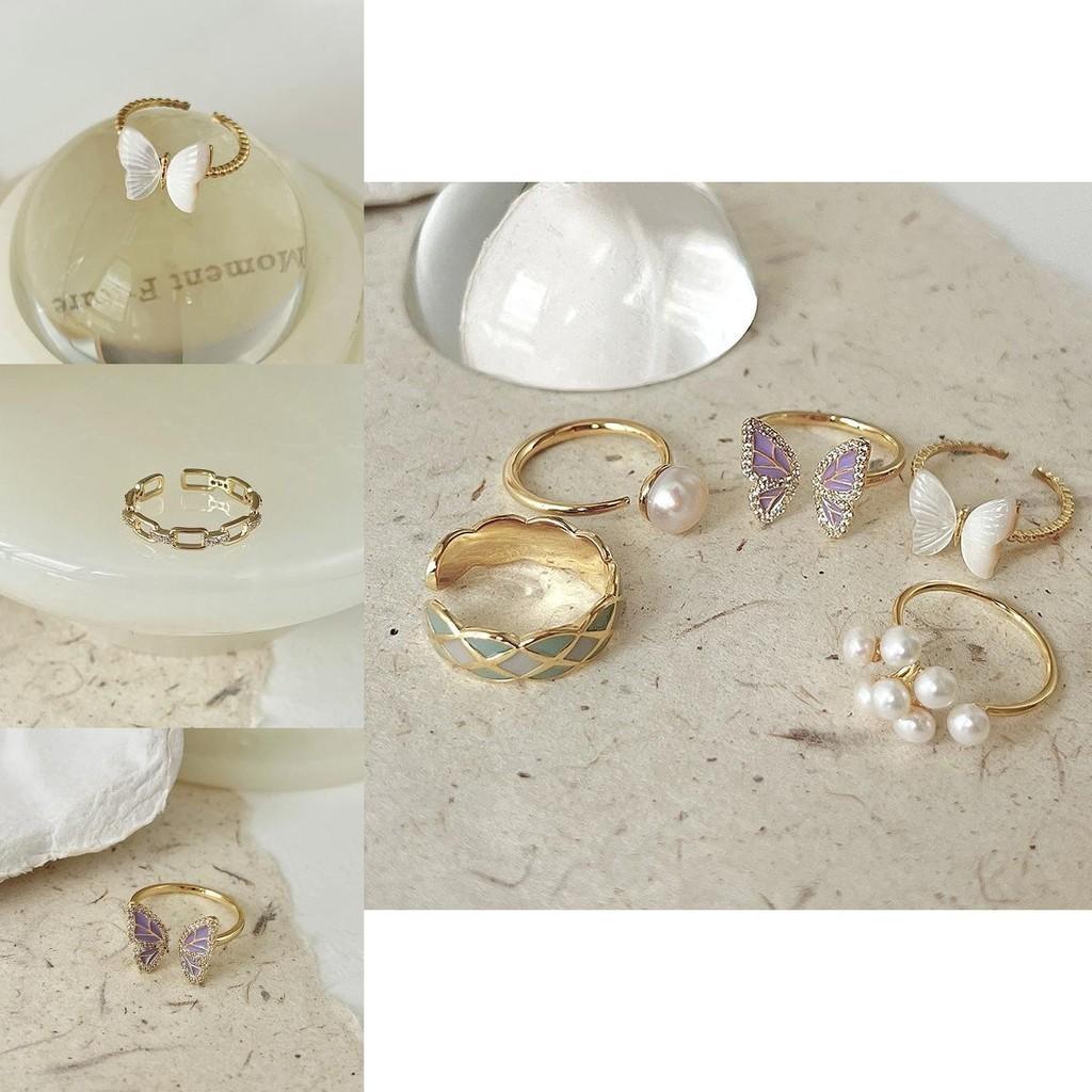 Fashionable Butterfly Adjustable Ring For Women Showcasing Unique Insect Design In Trendy Colors