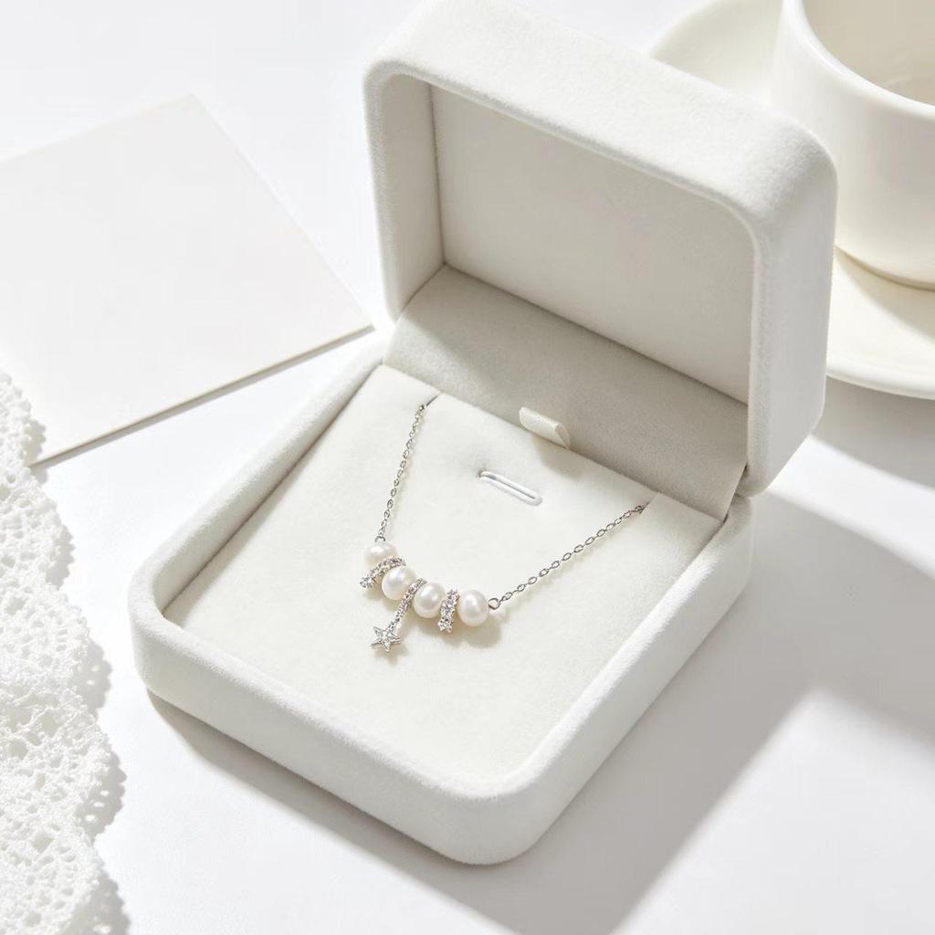 Elegant Star Necklace: Exquisite Natural Freshwater Pearl and Zirconia, High-End Clavicle Chain