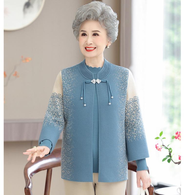 Chinese Women's Spring and Autumn New Bottoming Shirt, Two Mother Autumn and Winter Clothes Halved Coat Knitted Sweater Cardigan