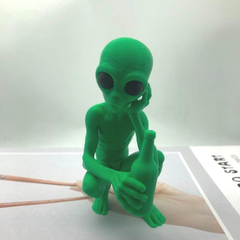 3D Printed Alien Bottle Figurine, Alien Drinking Statue, Unique Sci-fi Decoration, Suitable for Indoor/outdoor Home Decoration