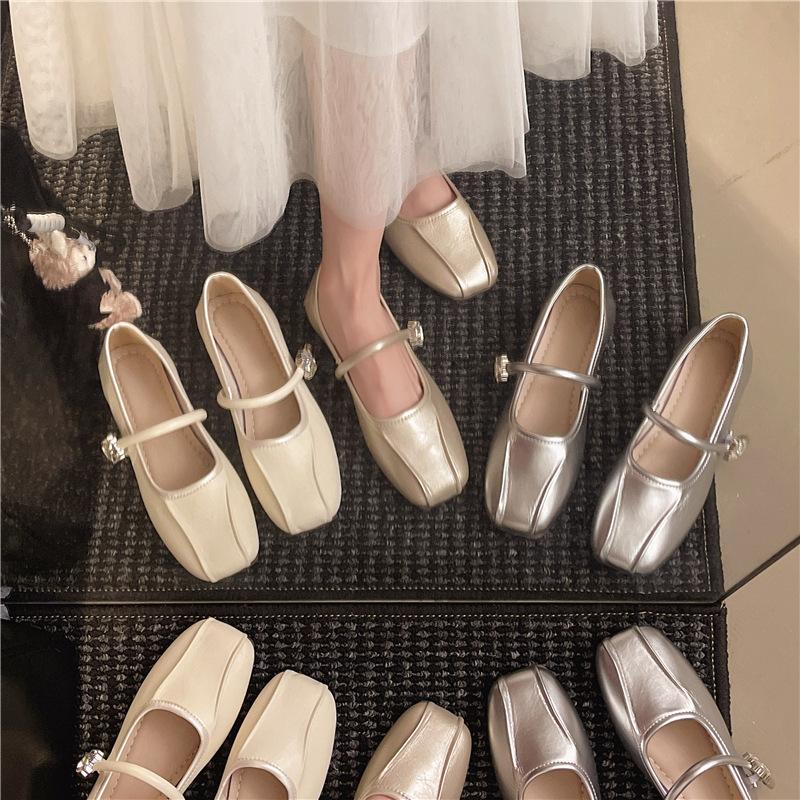 French great-looking flat-soled silver single shoes women's 2025 new summer skirt Mary Jane shoes ballet evening shoes