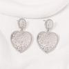 New Heart-shaped Alloy, Light Luxury, Versatile, Trendy and Fashionable Earrings for Women