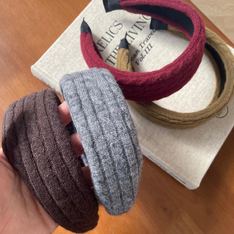 Koreanischer Wollstrick-Stirnreif mit breiter Krempe für Damen - Elegante Haarklammer für den Herbst/Winter.