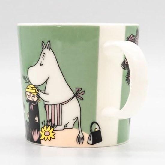 Cană Moomin Arabia Classic Loving Care Verde capacitate aproximativ 280ml.