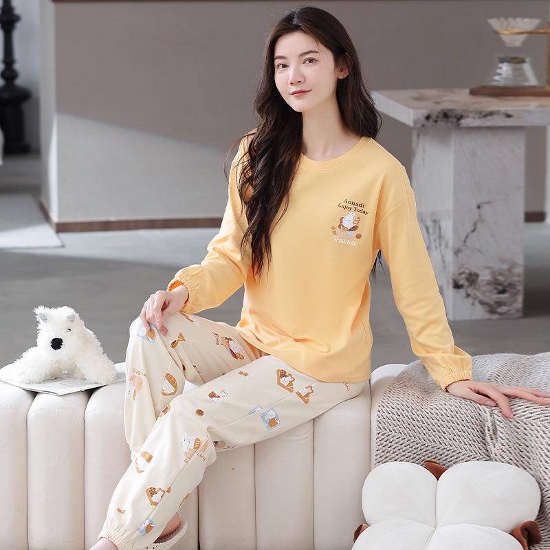 100% Cotton Women's Pajama Set – Breathable, Sweat-Absorbent, Long Sleeve Crew Neck for Indoor & Outdoor Wear (Autumn/Winter)