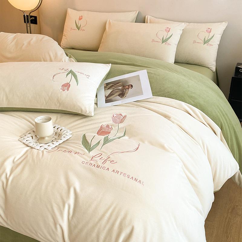 Thickened Milk Fleece Four-Piece Set, Coral Double-Sided Fleece Embroidered Crystal Fleece Quilt Cover, Bed Sheet, Bed Hat Three-Piece Set