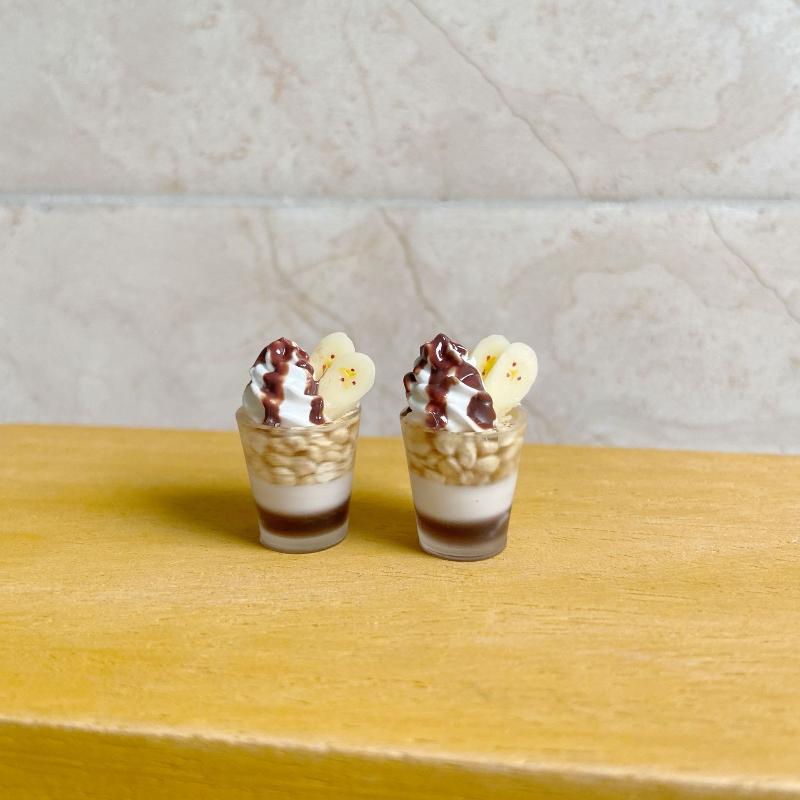 1Pcs Miniature Banana Pudding Dollhouse Mini Simulation Ice Cream Cup Model Toy For Doll Accessory Dessert Shop Decor Kids Gift