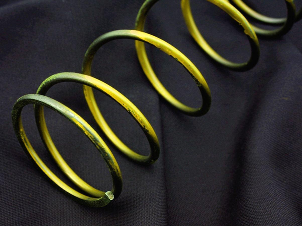 

Daytona Super Clutch Center Spring [3% Increase] for Address V125S/S Basic/S Limited/SS (L0/1/3) and Address V125/G/G Limited (K5-9, L3) 74053