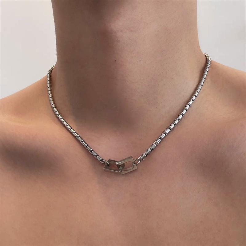 Minimalist Square-ring Interlocking Necklace - Titanium and Steel - Unique and Versatile, Retro and High-end, Trendy Collar Chain