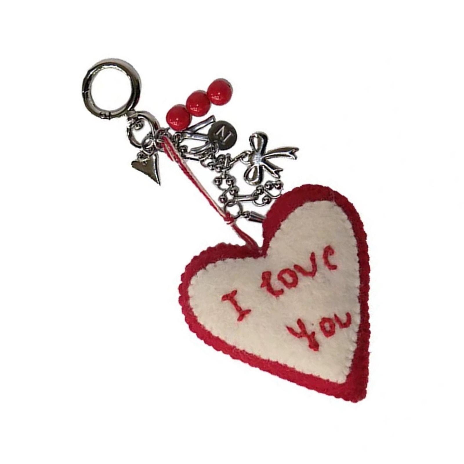 

Брелок-подвеска в виде сердца из фетра ручной работы. Уникальный брелок-подвеска в виде фетрового сердца. Амулет «Я люблю тебя» для личного пользования.