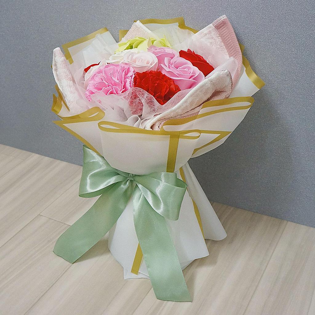 Towel Gift Set: Face Towel & Soap Flower Gift Set [Pink] - Made in Japan - Perfect for Celebrations, Get Well Soon Gifts, Birthday Presents, and