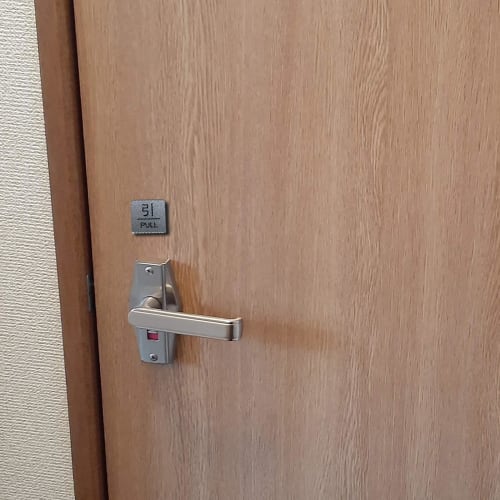 Seagron Arrow Door Plate with Double-Sided Tape, PULL PUSH, Silver, 2mm Acrylic, Stylish (Square, Arrow)