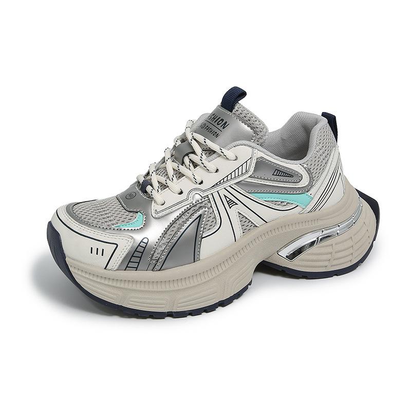 

Spring 2025 new versatile breathable feet small and lightweight casual shoes leather sports shoes platform dad shoes women 40