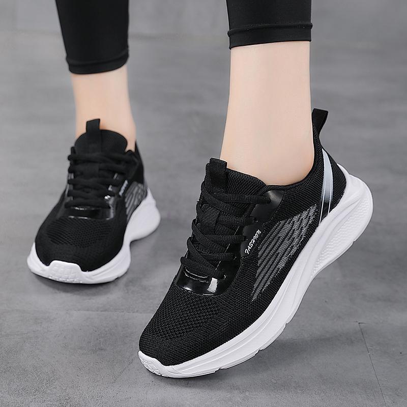 

2025 осень новые больших размеров спортивная обувь дышащая вязаная обувь кэжуал модная трендовая студенческая обувь для путешествий женская обувь 42 чёрный
