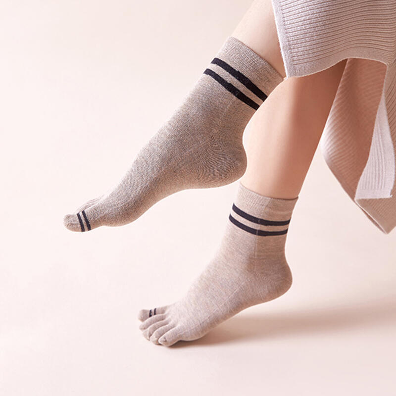5 Pairs of Women's Two-Line Toe Socks