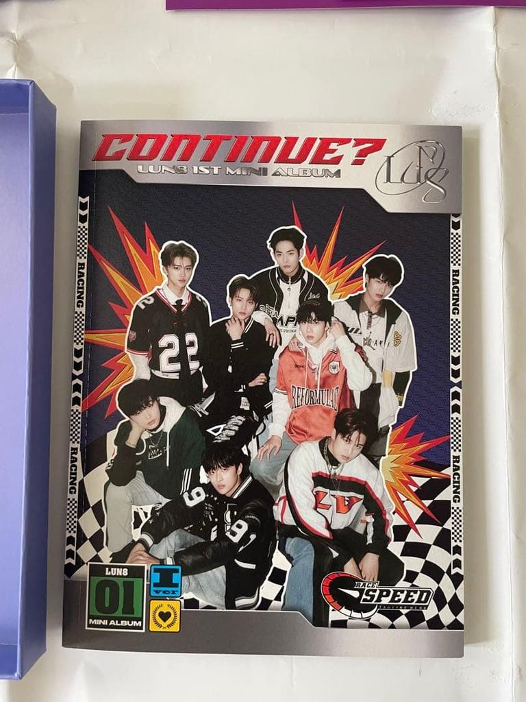 [USED] LUN8 1st Mini Album CONTINUE?