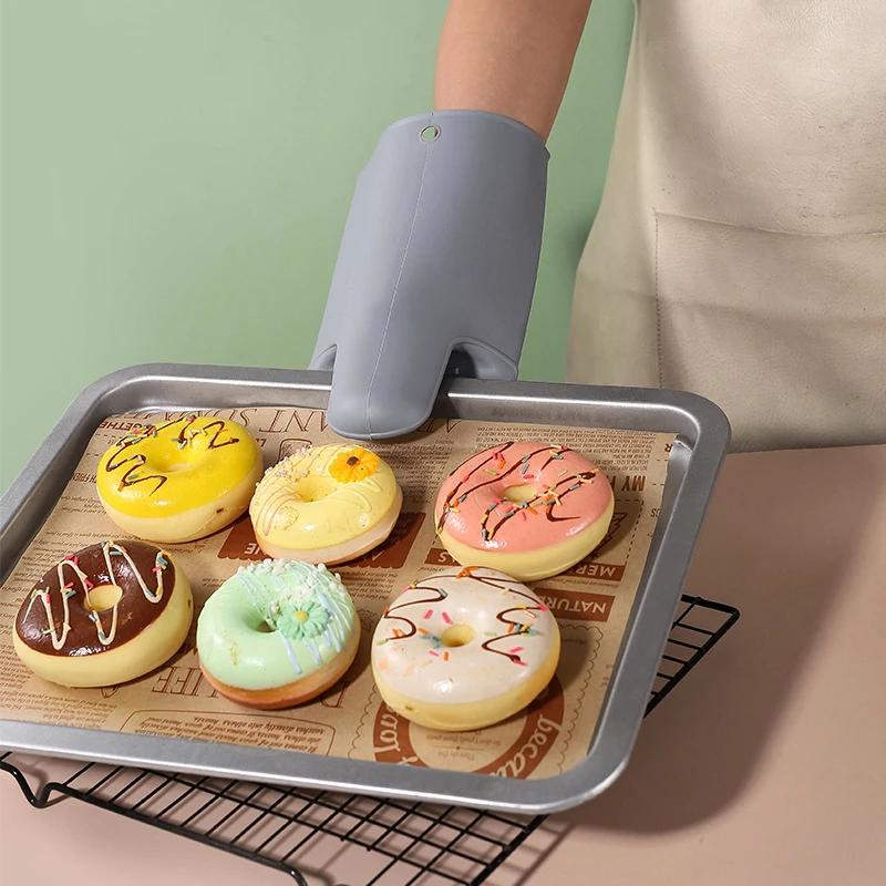 1 Pcs Long Thickened Oven Gloves Heat Resistant Microwave Glove BBQ Baking Hot Pot Silicone Mitts Cooking Pinch Mitts Potholder