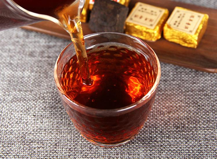 Exquisite 2003 Yunnan Pu-erh Gift Box with Ripe Small Gold Tea Bricks