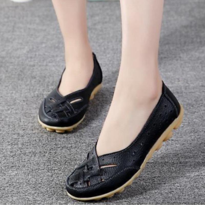 Women's Flat Sandals Breathable Hollow Out Leather Shoes Casual Shoes Slip On Loafers Light Walking Flats Women's Shoes