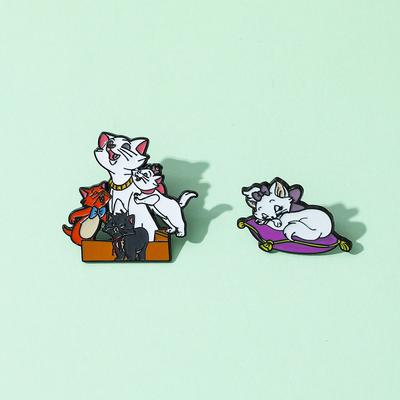 Creative Personality Mary Cat Metal Badge White Cat Alloy Oil Drop Brooch Pin Decoration
