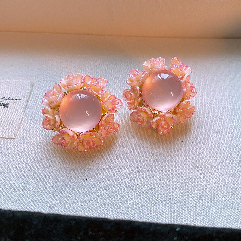Faye Wong Pink Shrimp Cracker Earrings 2025 Year of the Snake Spring Festival Studs - European and American High-End Fashion.