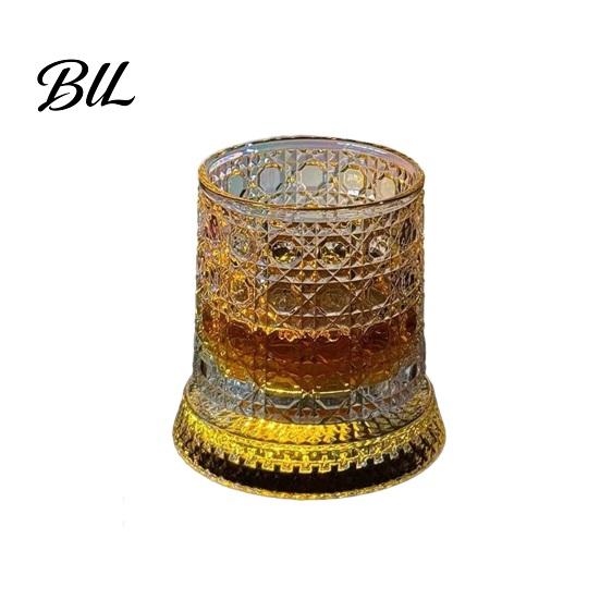 Brandy Glass Tumbler Dad s Gift, Spinning Whiskey with LED Light, 260ml Embossed Ice Cube Friendly Rotating Tumbler, Father s Day Present, Gift A With Light