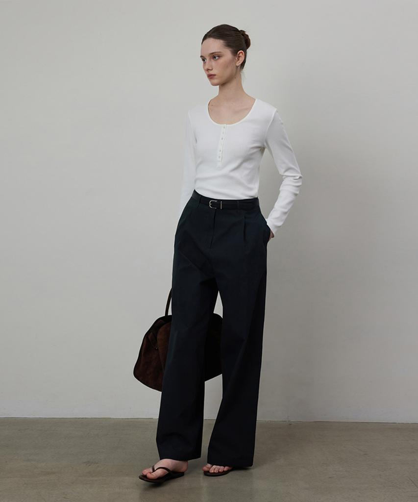 Kwinseulaebis Clean-Cut Cotton Tuck Waist Pants
