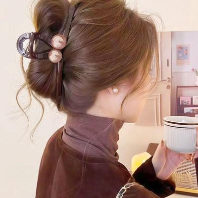 2026 Elegant Summer Pearl Hair Claw Clip: Large Shark Clip for Women