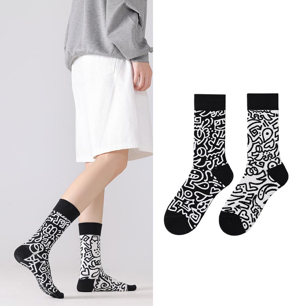Unisex Trendy Cotton Mid-Calf Socks for Autumn/Winter - Sporty & Casual