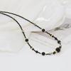 Elegante schwarze Spinell-Halskette mit Zirkon-Anhänger - Clavicle-Kette im chinesischen Stil