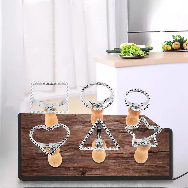 Household Zinc Alloy Biscuit Mould Pastry Cake Mould Kitchen Oak Handle Cake Cutter Baking Appliance YLE62