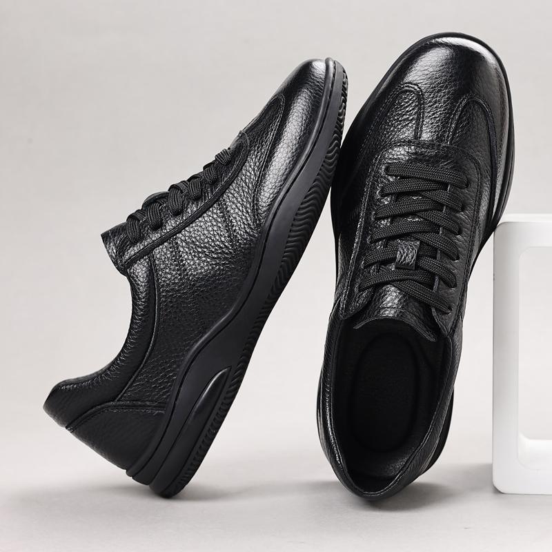 2026 Genuine Leather Men's Casual Shoes Men's Sneakers Soft Upper Breathable Lace Up Round Toe Comfortable Walking Footwear