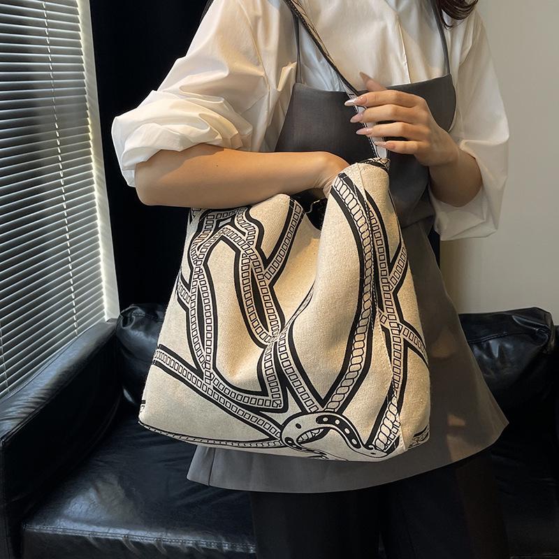 Damen Leinen Schultertasche mit großer Kapazität - Mori Stil Totem Design