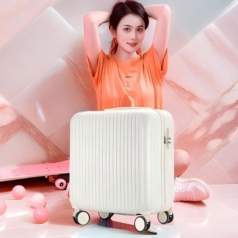 

Легкий кожаный чемодан для ручной клади 18 дюймов с универсальными колесами для путешествий 18-inch Carry-on