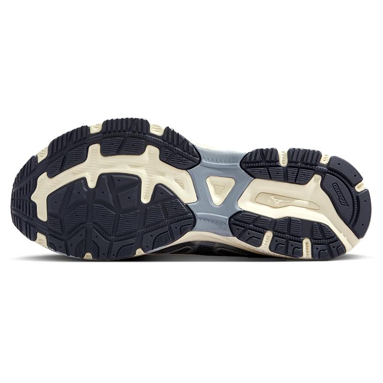 Nové Mizuno Racer S 'Stříbrnošedé' D1GH223519