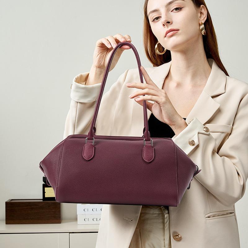Bowling Bag Women's Korean Version Large-capacity Leather Shoulder Bag Black Niche ++ Women's Commuter Premium Tote Bag