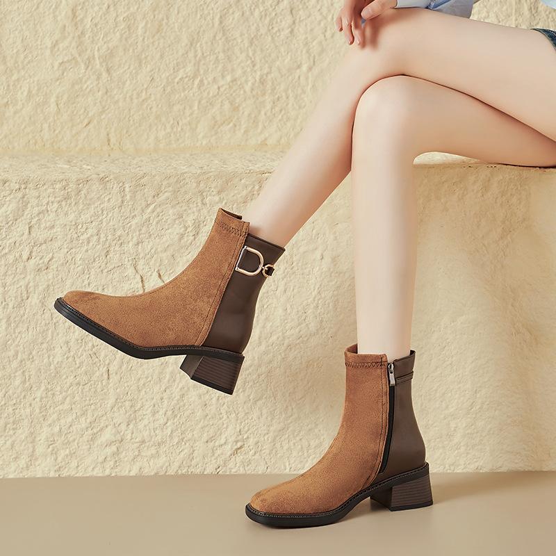 

Осенние и зимние ковбойские сапоги в стиле вестерн на толстом каблуке с квадратной головкой и короткими рукавами. Винтажные сапоги. Рыцарские сапоги сращенные. Сапоги для внешней торговли.