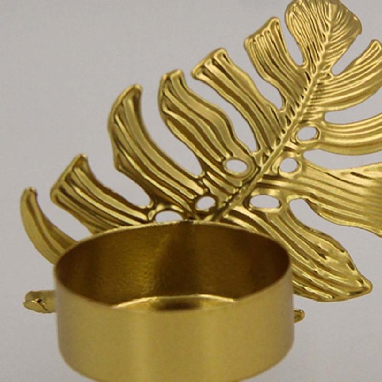 Iron Candlestick Centerpieces Tealight Candle Holder Leaf Designs Metal Candle Stand for Warm Lighting Table Decors